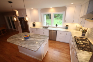 AFTER: A KITCHEN MADE FOR THOSE WHO LOVE TO COOK AND ENTERTAIN